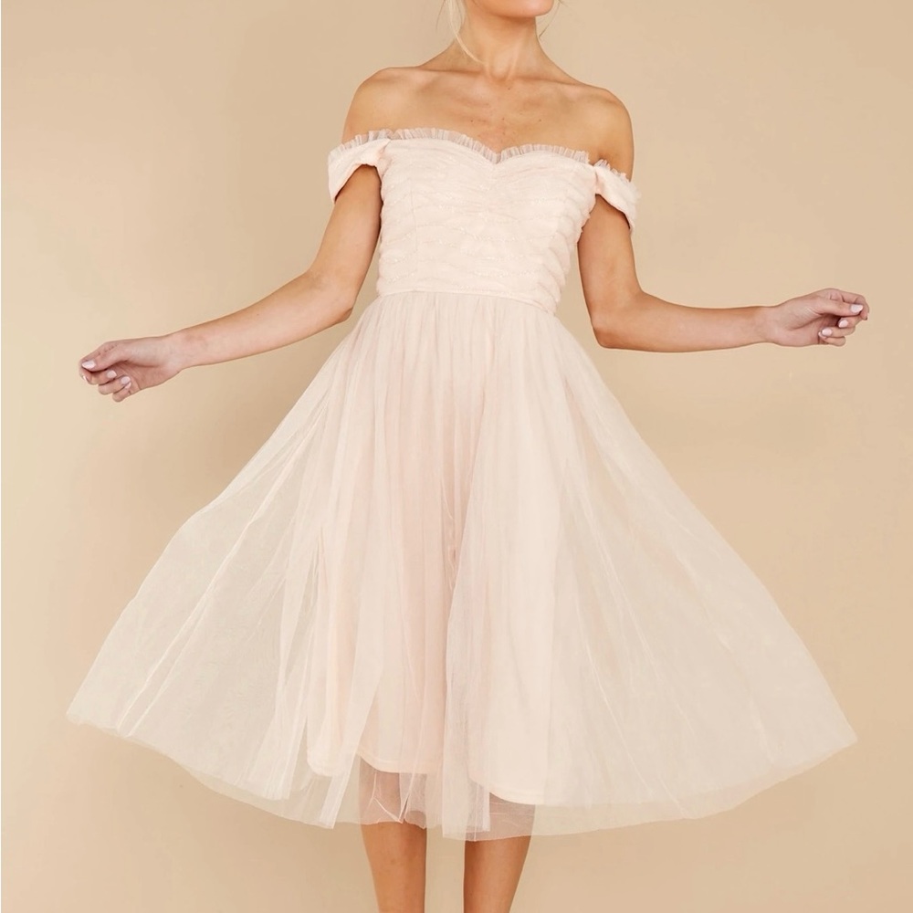 Elegant Off-Shoulder Blush Midi Dress